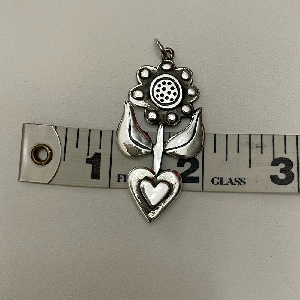 James Avery Rare Retired Melissa Flower 🌻 Pendant - Picture 5 of 5